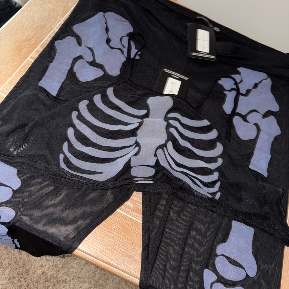 2 piece brand new PLT skeleton plus size costume